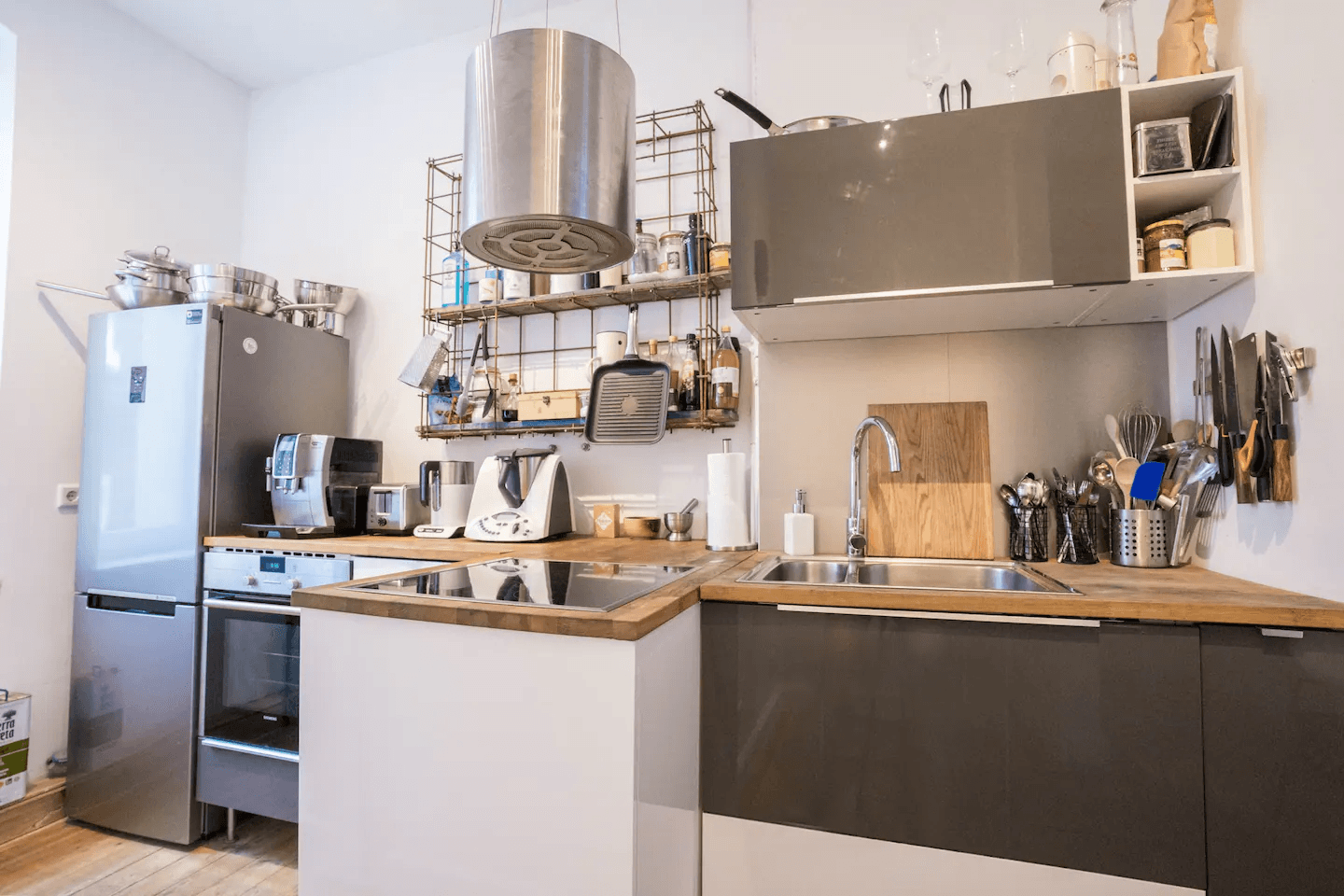 Kitchen photo